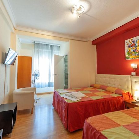 Hostal Manjon Бургос Экстерьер фото
