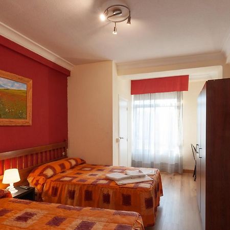 Hostal Manjon Бургос Экстерьер фото
