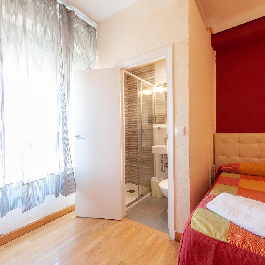 Hostal Manjon Бургос Экстерьер фото